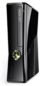 Xbox 360 Slim  250gb   Gears Of War 3