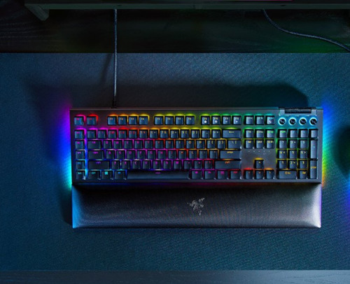 TECLADO RAZER BLACKWIDOW V4 GREEN SWITC